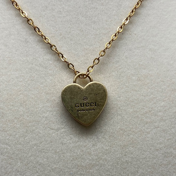 Gold Gucci Heart Zipper Pull Necklace - Picture 1 of 4